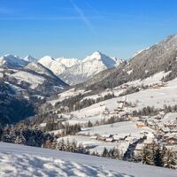 Winterwandern am Oberen Höhenweg in Alpbach
