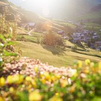 Walserdorf St. Antönien im Abendlicht