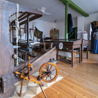Innenansicht_Heimatmuseum_Webstuhl_B.Otten_CC-BY.jpg
