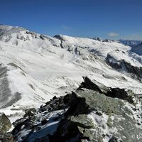 Rechts die Spitze des Stellkopfes (2852m). Links unten unsere Aufstiegsroute.
