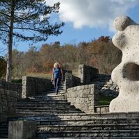 Denkmal für die gefallenen Partisanen in Palkišču/Palchisce.