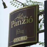 Alice Panzió, Kalocsa