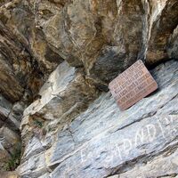 Gedenktafel zur Erinnerung an die Zuflucht der Waldenser