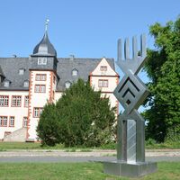 Kunstwerk O. H. Hajek: Stadtzeichen, Kunstüberall in Salzgitter