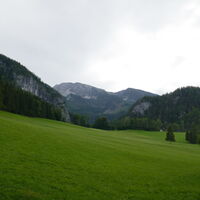 beim Abstieg ziehen die Wolken immer mehr zu, den Regentropfen bin ich noch entkommen