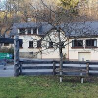 Infotafeln beim Gasthaus zum Alten Schlossteich
