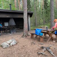 Grillhütte und Zeltplatz auf der Insel Vasikkasaari, Konnivesi, Iitti