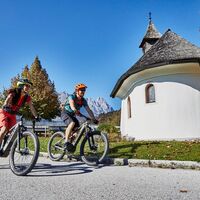 Kirchdorf_Achenkapelle_Kaiserradrunde_Wilder Kaiser