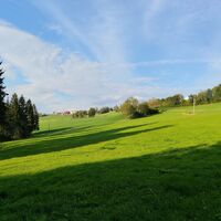 Nach Dickenbüchel erfolgt der Anstieg nach Heindlschlag,