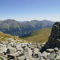 Hirschkarlgrat und Hochreichart gegenüber
