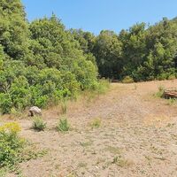 Rechts: Fahrraddepot, Wanderung; Links: Weiterfahrt