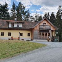 32.8 km Schlosswirtshaus
