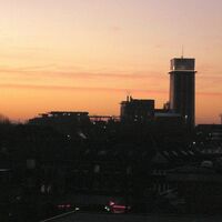 Blick auf den Fördertum bei Sonnenuntergang