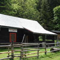 Abstieg bei der Alpenrosehütte