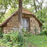 Altes Steinhaus entlang des Weges auf den Kulm, Oststeiermark