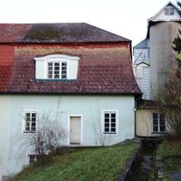 um die Mühle herum