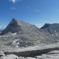 Temlberg im Vordergrund