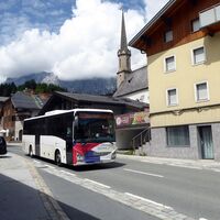 Von Mühlbach am Hochkönig fährt der Bus nach Bischofshofen.