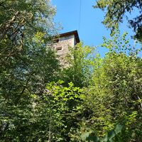 Turm der kleinen Burganlage Reschenstein