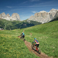 Double-U - Fassa Bike Park Canazei - ©Archivio APT Val di Fassa