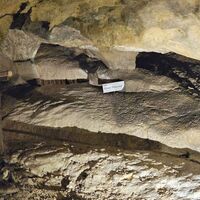 Kalkschichtung in Form eines Kleinen Wasserfalls
