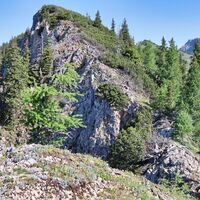Wir wandern am Grat entlang