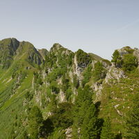 der Schwarzkogel und seine steile Ostflanke