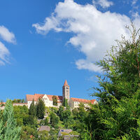 Blick zur Klosterburg Kastl