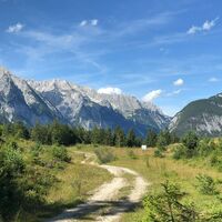 Weg zum Katzenkopf