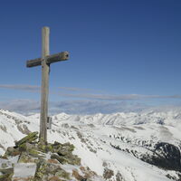 beim Gipfelkreuz des Hühnerkogel