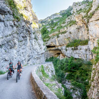 Auf dem rechten Ufer