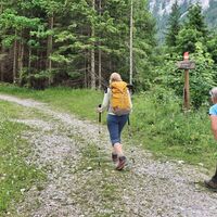 Der Weg zurück zum Grünen See führt größtenteils abseits der Straße