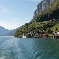 Die Schifffahrt von Betlis bis Unterterzen ist der perfekte Abschluss dieser Kulinarik-Tour.