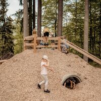 Zwergenburg "Zwärgewäut" - Familienweg Hansjoggelis Spüuwäute