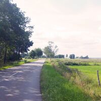 Ländliche Straße zwischen Langenbrügge und Lüder