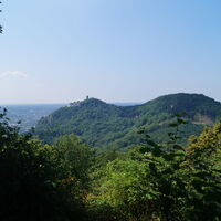 Blick vom Großen Breiberg auf Drachenfels und Wolkenburg