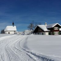 Sehr gut präparierter Winterwanderweg beim Maisäß Matschwitz