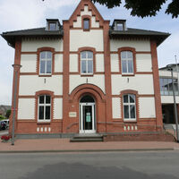 Altes Rathaus Alpen mit Öffentlicher Bücherei