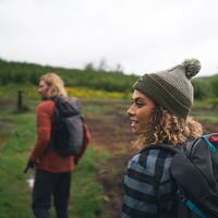 Wanderpaar im Sauerland