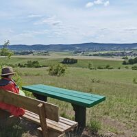 Rastplatz mit Blick ins Werratal und in die Rhön