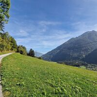 Immer wieder genießen wir ein tolles Panorama - hier blicken wir ins Untere Mölltal.