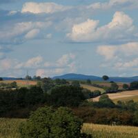 Blick zum Katzenbuckel vom Kraichgauer Hügelland bei Waibstadt