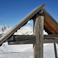 Auf der anderen Seite vom Göritzer Törl (2460m) geht der Blick hinüber zum Großglockner (3798m).