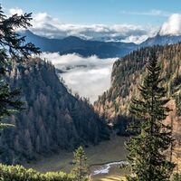 Blick auf den Arzerboden im nebel gehts nach Eisenerz