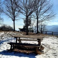 Aussichtsreicher Rastplatz mit Blick auf den Monviso am Colle Ciardonet