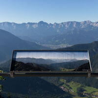 Blick von der Bergstation am Labr auf die Zugspitze