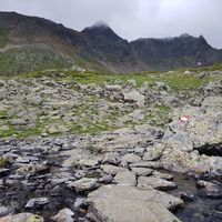Der Wanderweg #702 im Vetternkar unterhalb der Rotmandlspitze