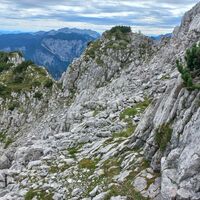 Kalkfelsen entlang