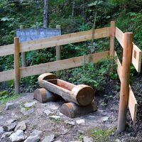 Station - Gibt’s im Land koa Liab’ mehr, stirbt die Quell, der Brunnen leer.