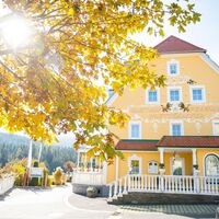 Jogllandhotel_von außen_Oststeiermark